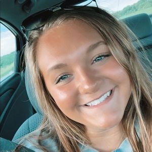 Meet your Posher, Hailey